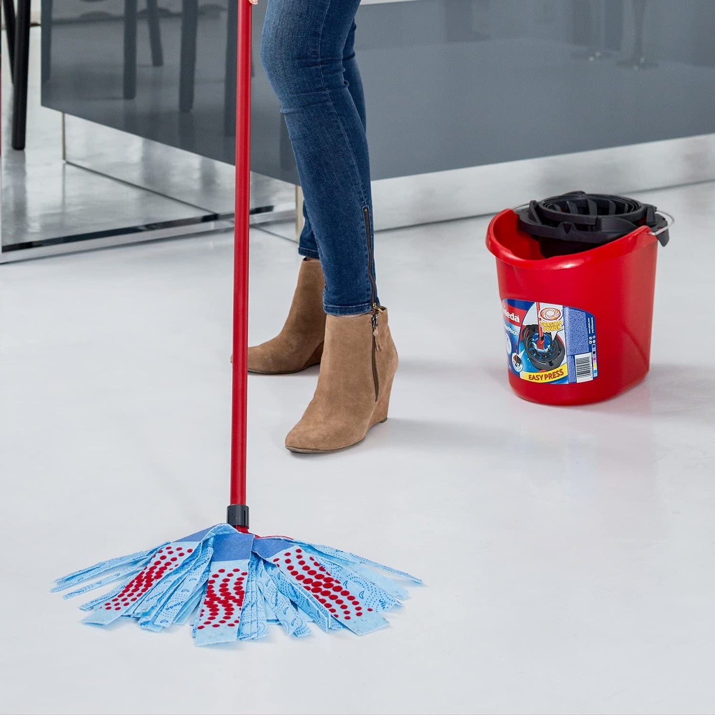 Vileda Supermocio XL Action Mop and Bucket Set, Red/Grey/Blue, 6 X 15 X 117 Cm