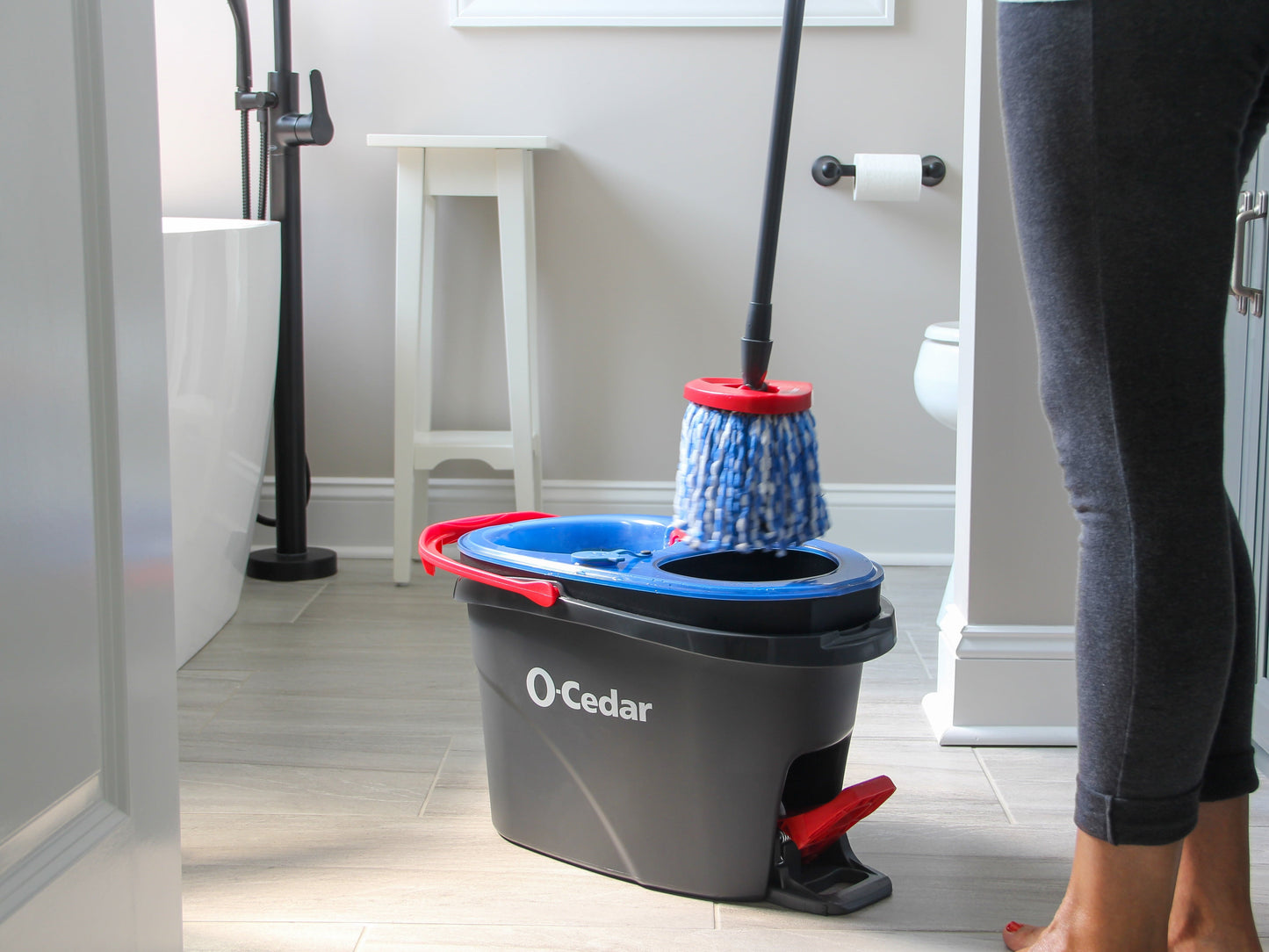 O-Cedar Rinseclean™ Clean Water Spin Mop and Bucket System | Clean with Clean Water | Removes 99% of Bacteria